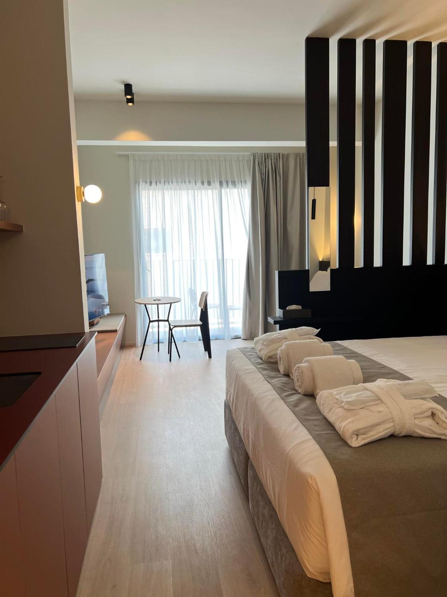Aparthotel Alinea Diono Historic Center Limisso Esterno foto